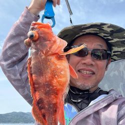 マイボートでノッコミ真鯛狙い!