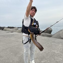 和歌山　御坊の堤防でウツボ釣り