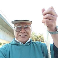 釣友が東二見に集まりました