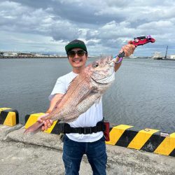 キス釣り行ったのに、まさかの鯛