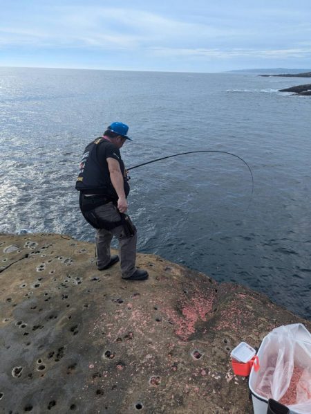 和歌山市江(吉丸渡船)で磯夜釣り