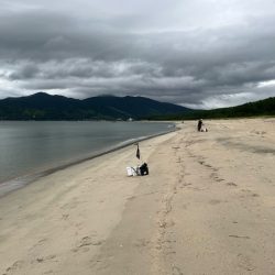 雨上がりのサーフでキス釣りしてきました