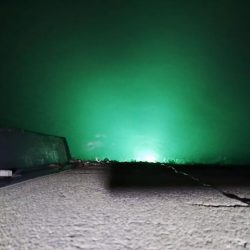 風を避けて何とかアジング