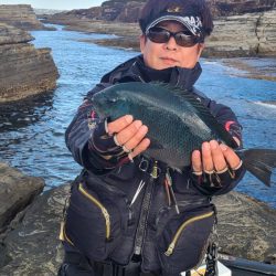 和歌山市江(吉丸渡船)でグレ釣り