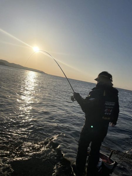 和歌山市江(吉丸渡船)でグレ初釣り