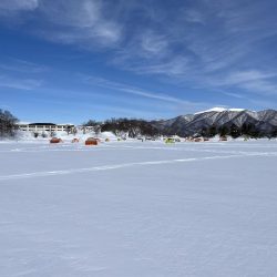 桧原湖氷上ワカサギ