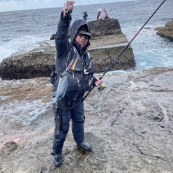 和歌山市江(吉丸渡船)でグレ釣り