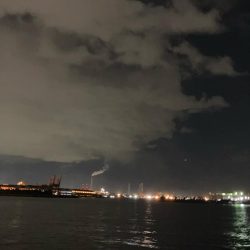 干潮でシーバスのアタックが美しく