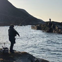 和歌山市江(吉丸渡船)で磯フカセ