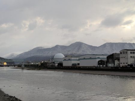 雪チラつく広島チニング