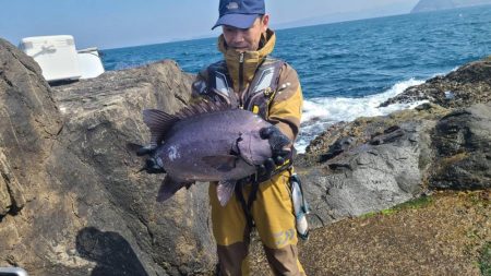 和歌山大引の磯でフカセ釣り