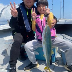 遊漁船　拓丸にて