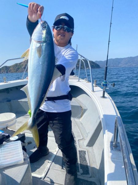 遊漁船　拓丸にて🎣