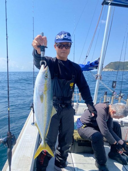 遊漁船　拓丸にて