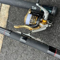 魚津港フカセ 強風で退散