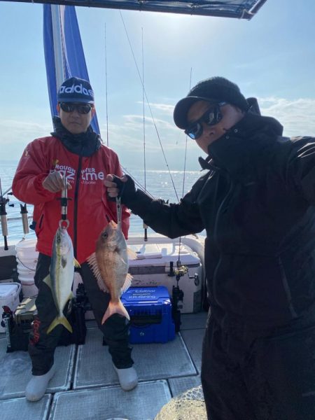 遊漁船　拓丸にて