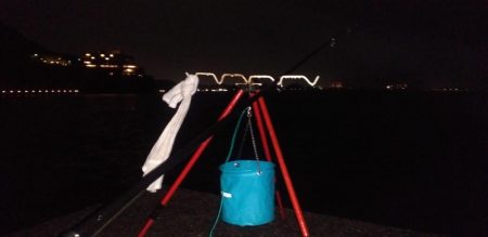 豪雨一時爆風時々