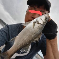 ヒラセイゴ爆釣！