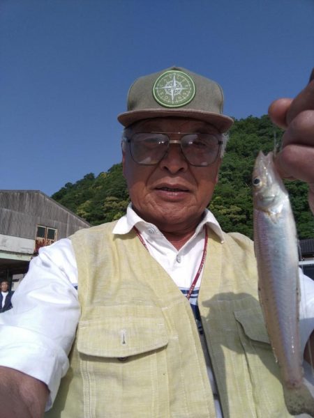 津居山港のキス調査