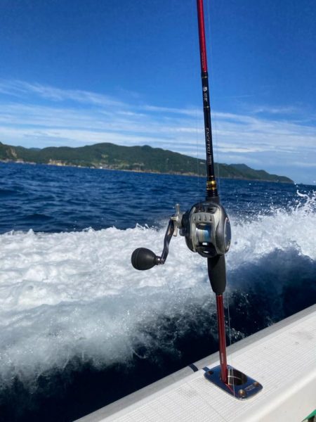 SLJで満足サイズのイサキにアコウ！