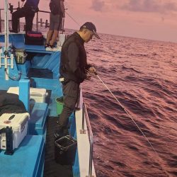 和歌山県白浜沖でイカメタル