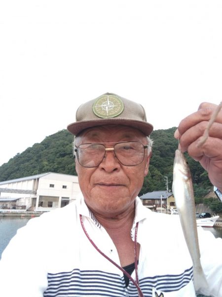 津居山港のキス調査