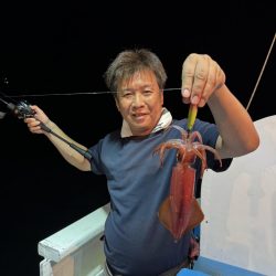 和歌山県市江でアカイカ釣り