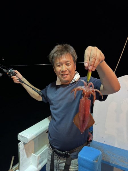 和歌山県市江でアカイカ釣り