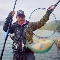和歌山日置（三倉渡船）で磯フカセ