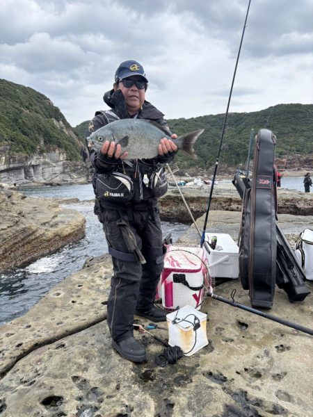 和歌山市江（吉丸渡船）でグレ釣り