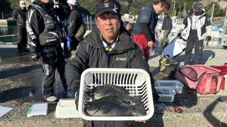 和歌山市江（吉丸渡船）でグレ釣り
