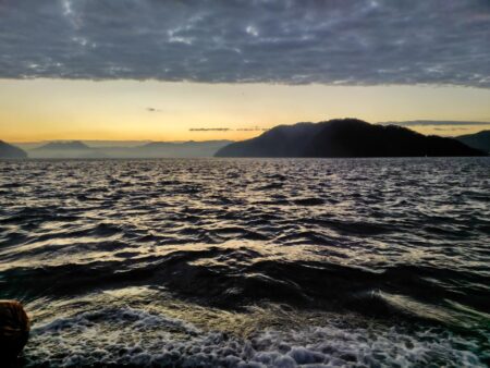 ショアジギング