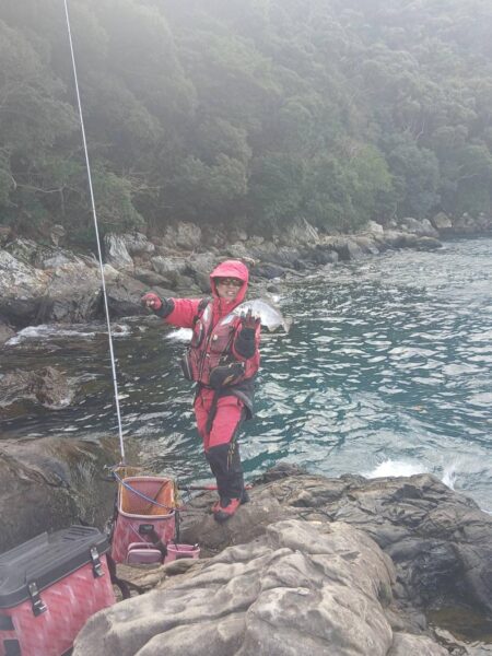 和歌山県日置(三倉渡船)でグレ釣り