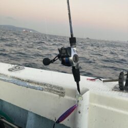 タチウオ 毎流しでヒット&キャッチ