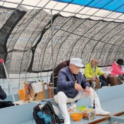 暖房船／諏訪湖ワカサギ釣り！