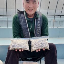 諏訪湖ワカサギ釣り！