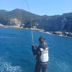 和歌山市江（吉丸渡船）でグレ釣り