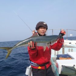 魚探の反応はいいけどお魚さんのご機嫌が・・・・・