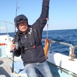 時化の合間に玄界灘へ⛴幸真丸はタイ釣りに(^_-)-☆