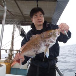 幸真丸はタイを求めて　<゜)))彡　玄界灘へGO～～～～～