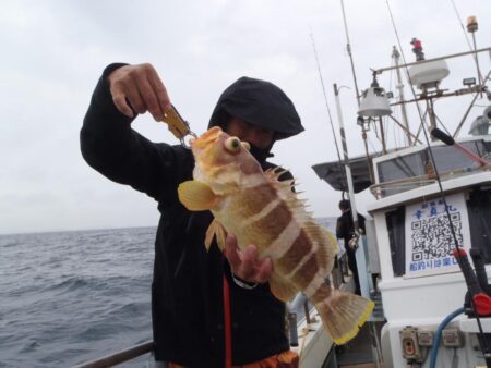 幸真丸はタイを求めて　<゜)))彡　玄界灘へGO～～～～～