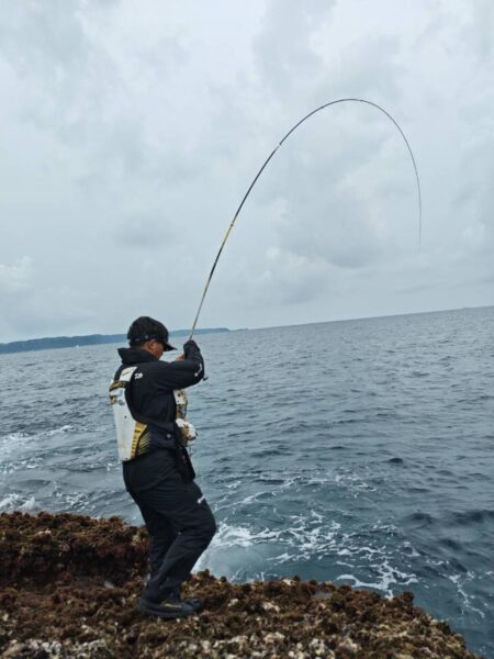 和歌山県紀伊有田（松村渡船）で磯釣り