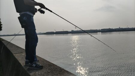 まだまだこれから！激渋でも潮が動けば連発します。