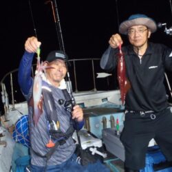26年8月22日　幸真丸は玄界灘へ、夜イカ釣りでGO～～～～～でした