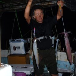26年8月21日　久しぶりの出航　幸真丸は夜のイカ釣りで玄界灘へ(^^)/