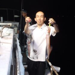 26年8月22日　幸真丸は玄界灘へ、夜イカ釣りでGO～～～～～でした