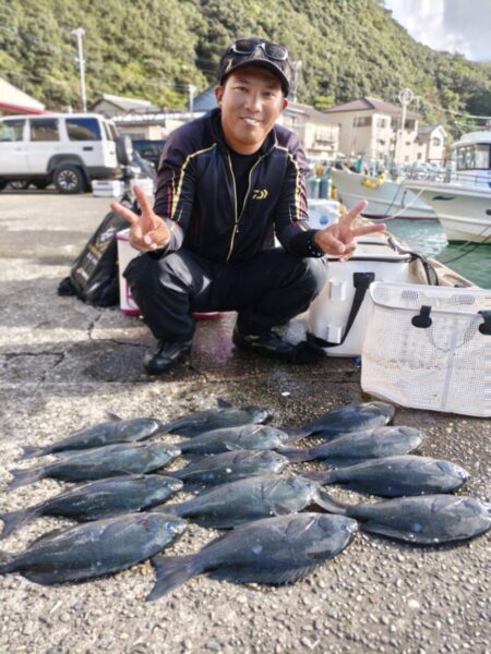 和歌山県串本・袋（かわばた渡船）でグレ釣り…