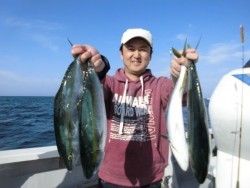 スーパーコーリン丸 投稿ジギングでハマチ好調