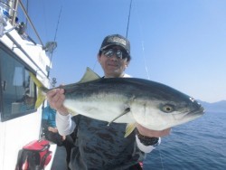 スーパーコーリン丸 投ジギング、ブリ、メジロ