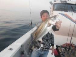 スーパーコーリン丸 投ジギング、ブリ、メジロ